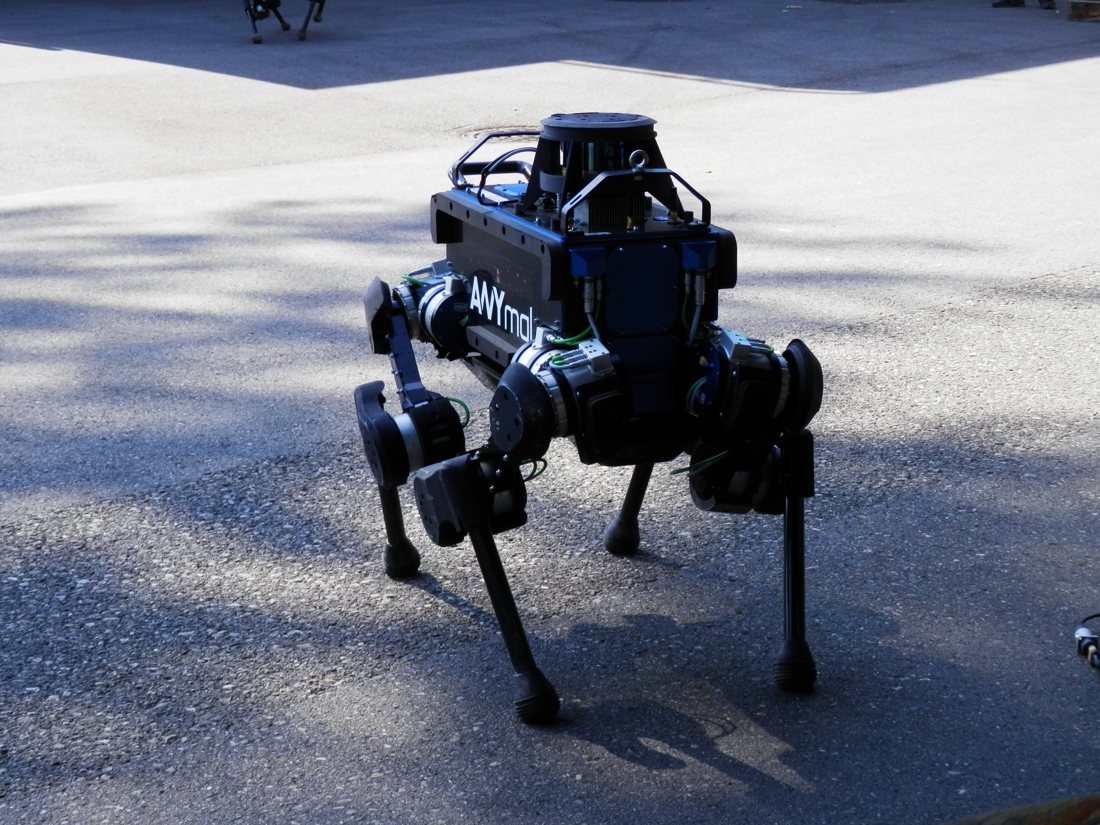 ANYbotics ANYmal 4족 로봇 실물